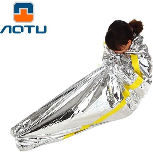 NEW 2019 Outdoor emergency first aid sleeping bags Radiation protection adiabatic lifesaving sleeping bag PET silver 200*100CM