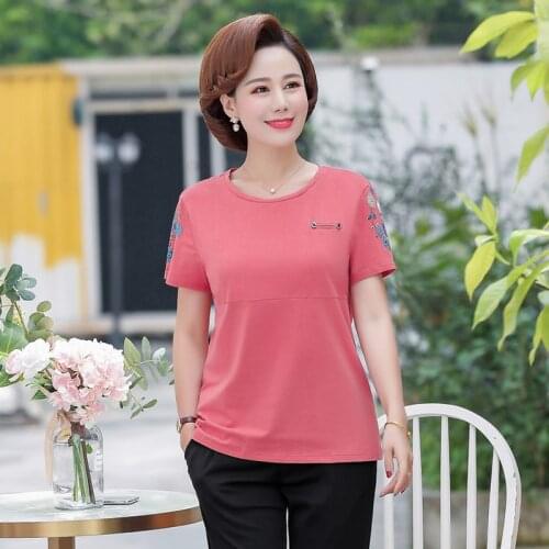 2020 Summer Short Sleeve T-shirt Women Plus Size 5XL Casual Women T Shirt for Mother Vintage Female Tops Tees Womens Clothing