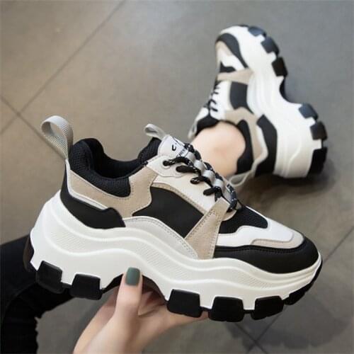New Sneakers Casual Vulcanized Shoes Woman Platform Sneakers Black Sneakers Women 2021 Winter Plus Velvet Chaussure Femme