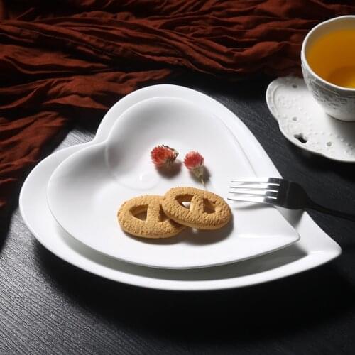 Pure White Ceramic Dish Heart Deep Dish Snack Plate Cold Dish Creative Plate Hotel Tableware Decoration