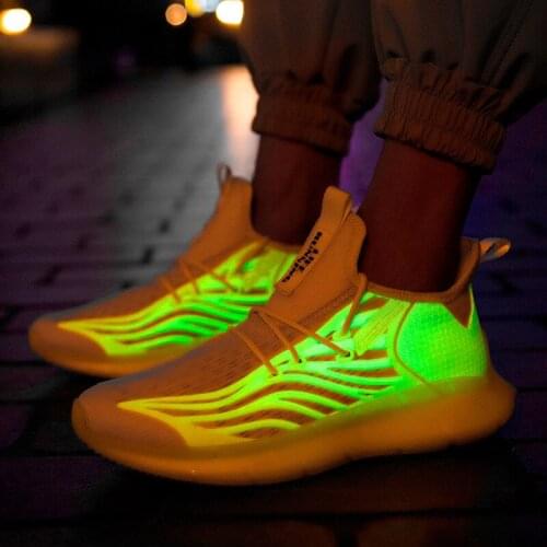 2020 Classic Lace Up Mens Casual Shoes New high quality breathable mens shoes fluorescent luminous tide shoes Zapatos De Hombre