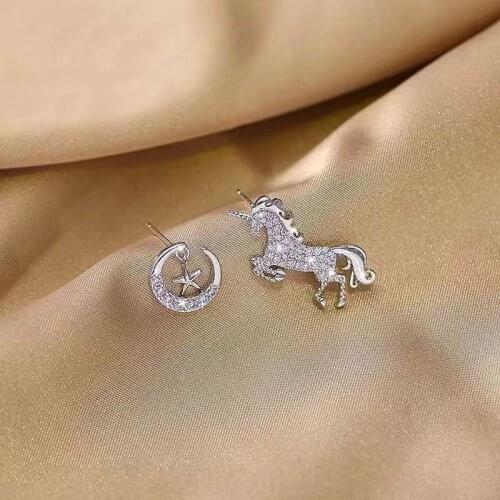 Full Rhinestone Flying Horse Star and Moon Statement Earrings for Women Gold Color Metal Asymmetric Drop Earrings Party Jewelry
