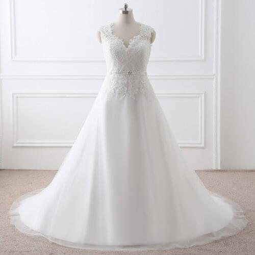 Gorgeous V-Neck Wedding Dresses 2019 Plus Size Sleeveless Tulle Lace Applique Crystal Sashes Bride Gowns