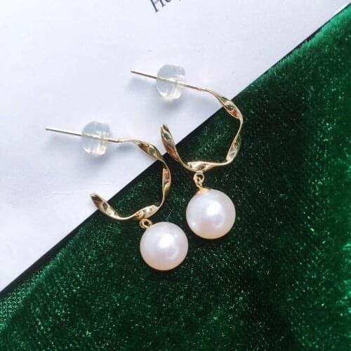 MADALENA SARARA 7-7.5mm Saltwater Pearl Women Earrings 18K Gold Twisted spiral Style Natural White Pearl Earrings