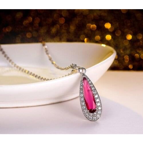 Girl Necklace Temperament Joker Necklace Multiple Colors To Choose From Long Glass Pendant Design Necklace Holiday Glamour Gift