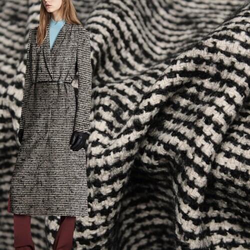 Red Raspberry Black White Circles Tweed Wool Linen Flax Garment Material Autumn Women Coat Sewing Cloth DIY Fabrics Freeshipping