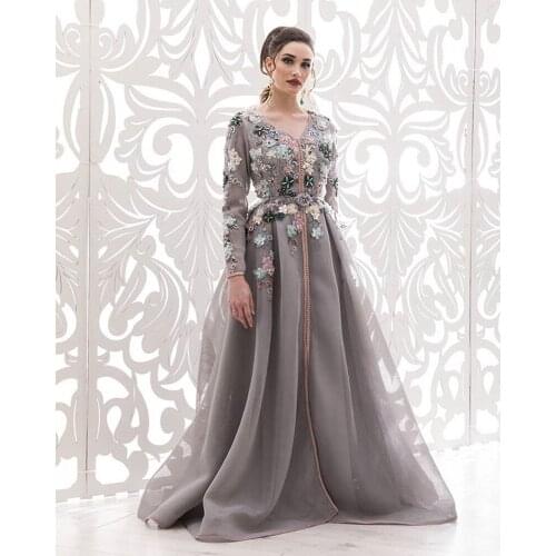 Black Muslim Long Evening Dresses Lace Flower Vintage Dubai Moroccan Kaftan Dress Long Sleeves Formal dress Evening Party gown