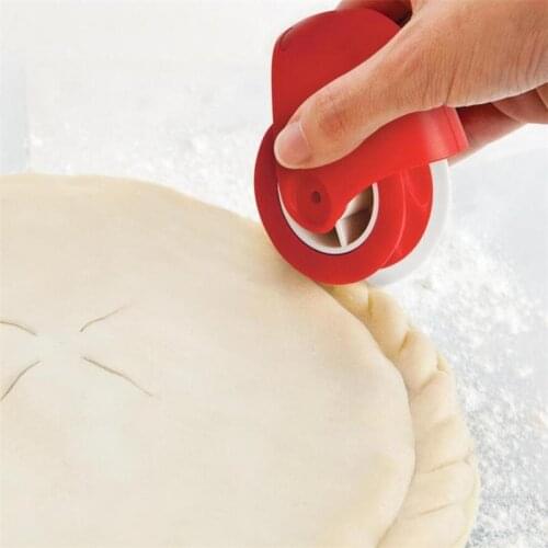 Pizza Pastry Lattice Roller Cutter Pastry Pie Decor Cutter Plastic Wheel for Pizza Pastry Pie Crust Baking Cutter Kitchen Tools