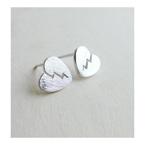 Broken Heart Silver Color Love Stud Earring For Lady Cheap Fashion Light Jewelry Luxury Women New 8mm Engagement Earring