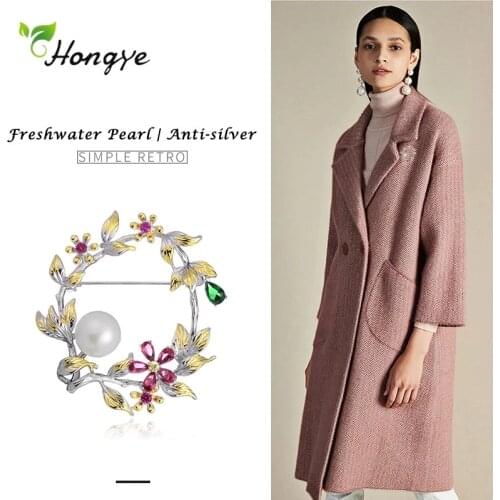 Hongye Natural Freshwater Pearls Brooch CZ Garland Pins Party Wedding Women Silver Color Coat Vintage Style Fine Jewelry 2020