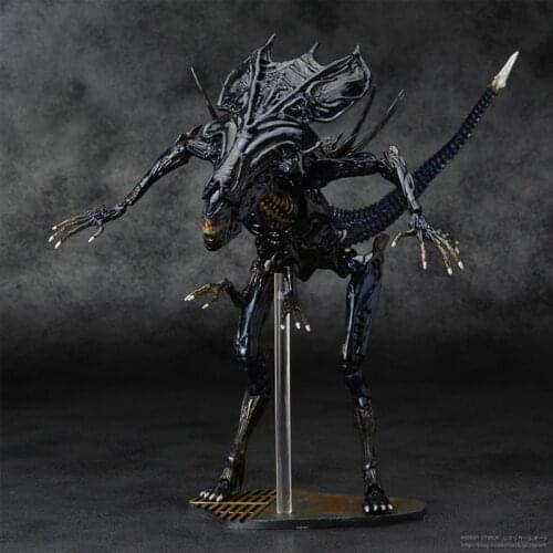 Alien vs. Predator Action Figure Ornaments Xenomorph Queen Movable Model Toys 20cm
