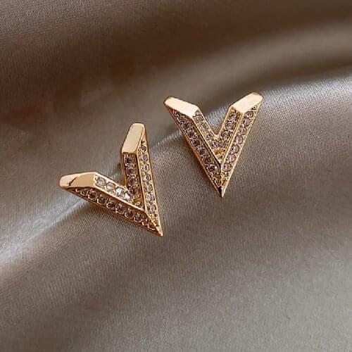 Korean Earings Fashion Jewelry V-shaped High-quality Simple And Compact Earrings Oorbellen Stud Earrings For Women Wholesale