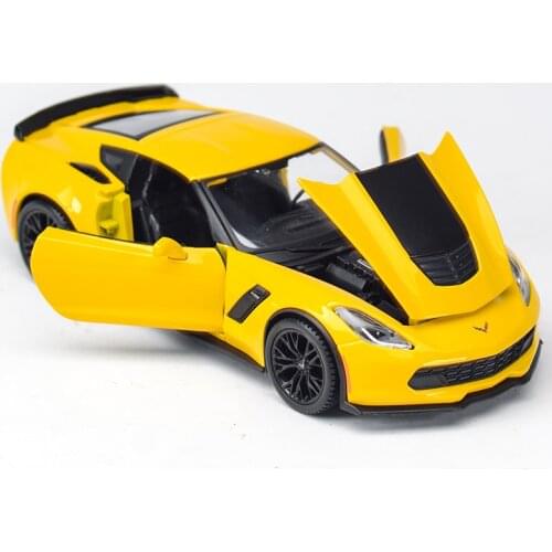 1:24 2015 Chevrolet Corvette Z06 Sports Car Static Die Cast Vehicles Collectible Model Car Toys