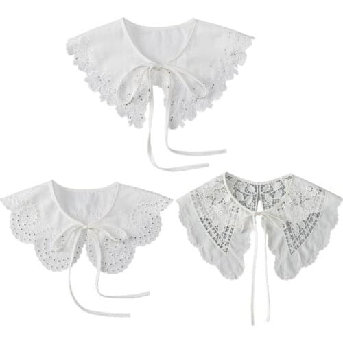 Q1FA Women Lovely Fake Collar Hollow Embroidery False Collar Breathable Summer White Collar Necklace Dress Shirt Collar