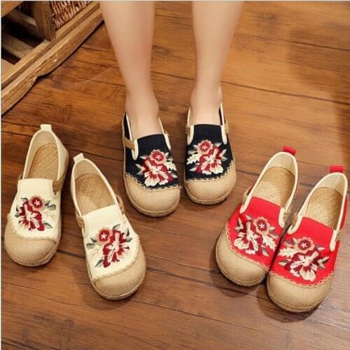 Spring Autumn Beige black Red embroidered shoes Ethnic style Peking cloth shoes shallow mouth womens Thailand linen shoes