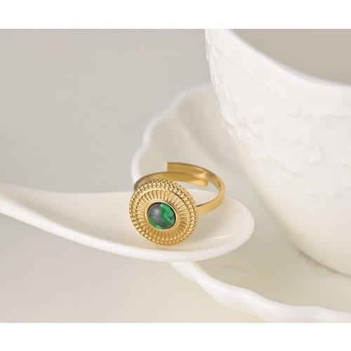 Vintage Gold Color Stainless Steel Textured Round Ring For Women Green Natural Stone Adjustable Finger Ring Jewelry Party Gift