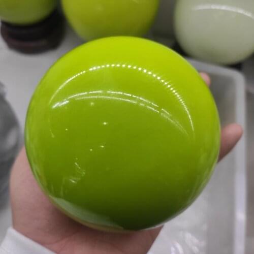 1pcs 9-10cm Luminous Quartz Crystal Sphere Ball Glow In The Dark Stone Glowing stone For Easter Valentines Day Art Decoration