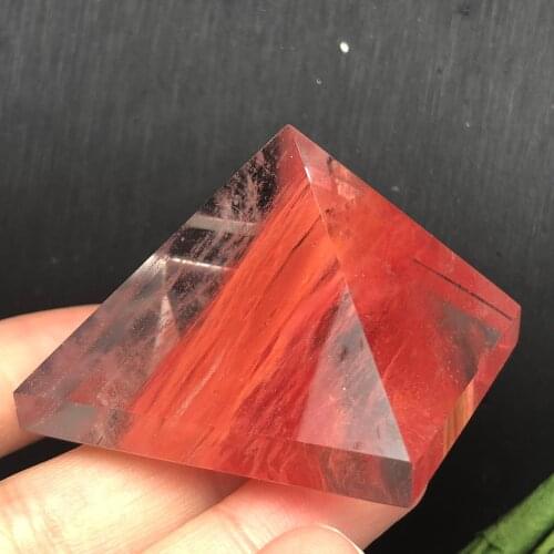 Natural melting stone crystal pyramid gem minerals, suitable for meditation therapy home decoration