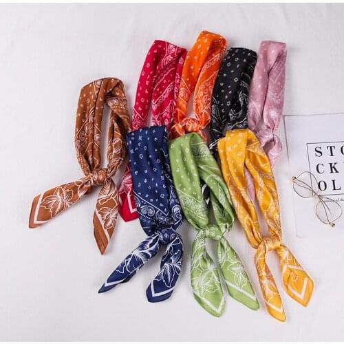 Satin Silk Womens Hair Scarf Fashion Print Handkerchief Designer Bandanas Bag Twill Scarf Office Lady Occupation Neck Scarves