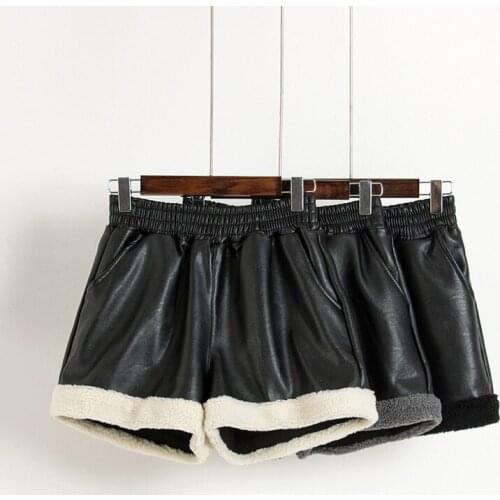 Teenage Girls PU Leather Elastic Waist Women Shorts Lamb Velvet Winter Warm Sexy