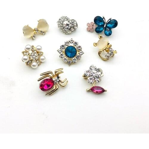 Crystal Rhinestone Small Brooches For Women Sweater Cardigan Collar Lapel Pins Ladies Hijab Pin For Scarf