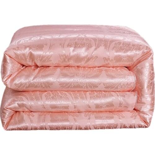 Luxury Satin Silk Comforter Super Soft Autumn Winter Comforter Size Queen Full Adult Mulberry Silk Quilt edredon Home Hotel Use
