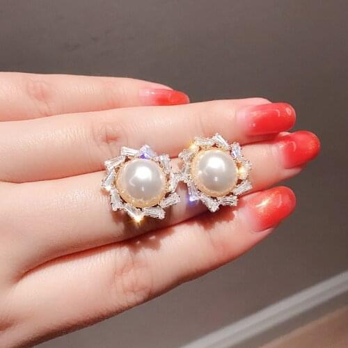 Fashion Simulated Pearl Rhinestone clip on Earrings Elegant No Pierced Earrings for Women Shiny Crystal Wedding Ear Clip Jewelry