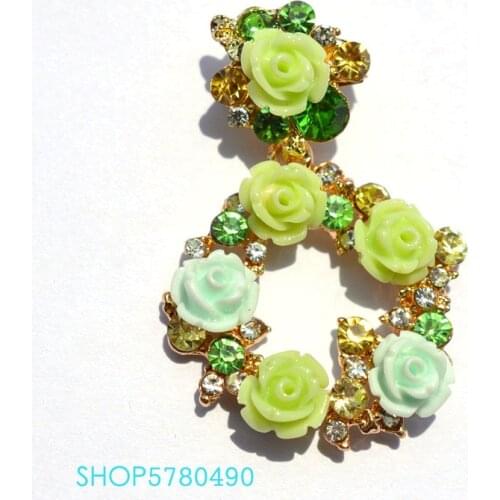 Fashion Jewelry Delicate Floral Brooch Women Breast Pin Enamel Brooch Green Color Flower Garments Ladies Gifts Party Accessories