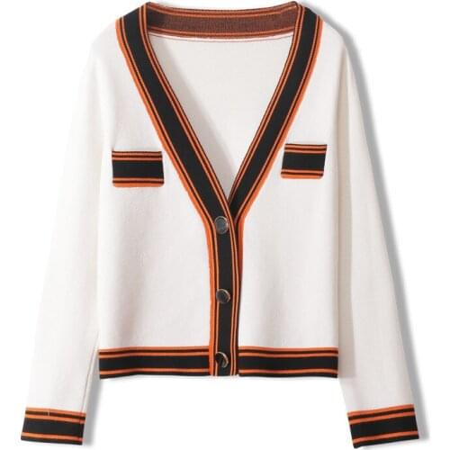 2020 Luxury Design Women Contrast Striped Embroidered Long-Sleeved V-neck Fashion Knit Top Streetwear Sweaters Ladies Jumpers