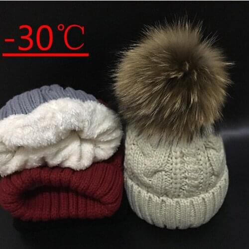 2021 100% Raccoon Fur Pompom Hat Female Twist pattern caps Womens hats Add velvet Fleece Inside Beanies Winter Hats for women