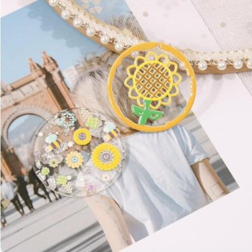 4pcs Acrylic Round Yellow sunflower Charms DIY Earring Jewelry Accessories