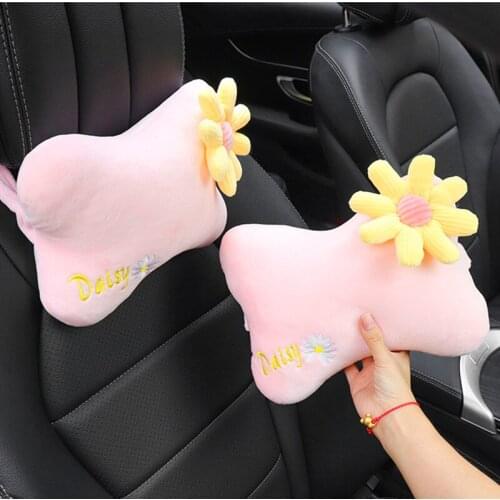 2021 Ins Fashion Daisy Flower Seat Belt Cover Cervical Pillow Cartoon Cute Neckpillow Headrest Car Interior Ornaments