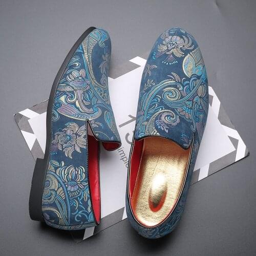 Suede Embroidered Men Shoes Casual Leather Shoes for Men Flats Driving Shoes Mocassin Slip on Loafer Male Shoes Big Size 38-48