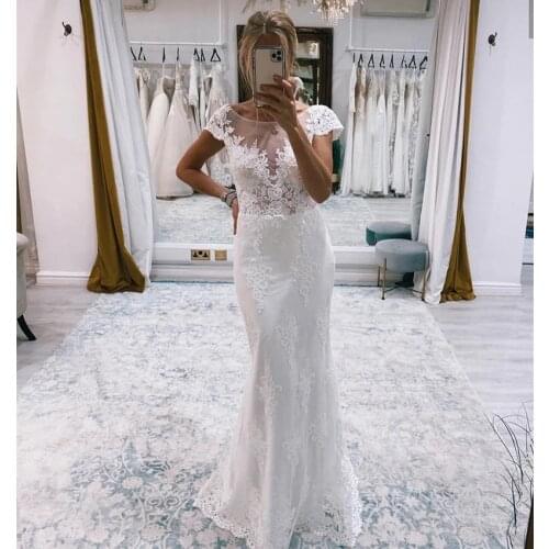 Removable Train Wedding Dress White Lace Appliques Sweep Train Elegant Bridal Gowns Sheer Neck Short Sleeve Brides Dresses