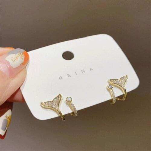 YAOLOGE Elegant Rhinestone Twisted Snake Earrings 2020 New Fashion Gold Stud Earrings Jewelry Animal Accessories For Women