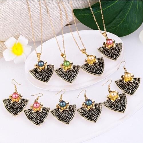 Hawaiian Fashion Jewelry Sets Vintage Ethnic New Design Plumeria Flower Pendant Necklaces Earrings Sets Wholesale for Women Gift