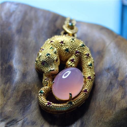 Wholesale Fashion Jewelry Chalcedony Euro-American inlaid Leopard shape necklace for woman feature Jewelry namour charm Gift