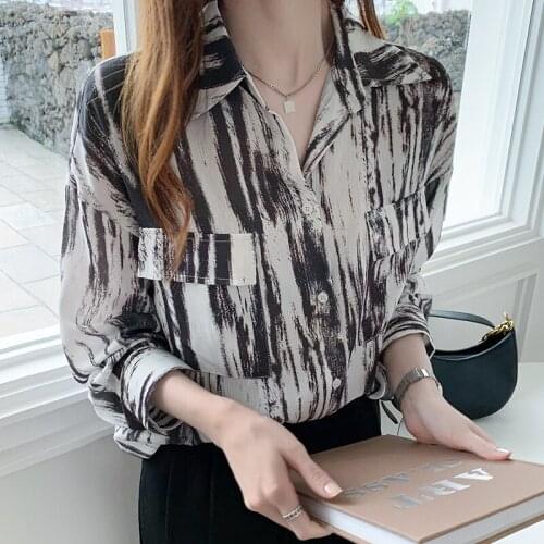 Chikichi Fashion Printed Long-sleeved Shirt Women 2021 Autumn New Retro Outer Wear Women Tops Plus Size Blouse