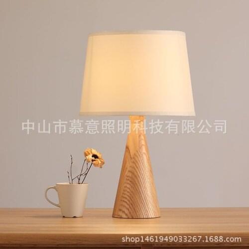 Cloth Cover Personality Aesthetic Elegant Table Lamp Solid Wood Table Lamp Wood Bedside Bedside Bedroom Table Lamp