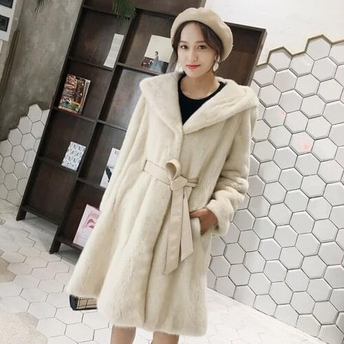 Velvet female mink hooded long section mink fur coat