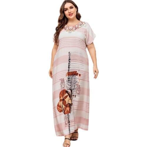 Plus Size Women Kaftan Embroidery Long Dress Turkish Caftan Muslim Abaya Dubai Jilbab Short Sleeve Gown Party Hippie Robe Abayas