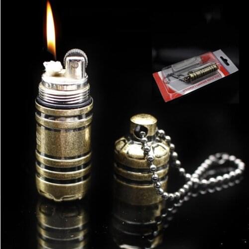Creative Portable Personalized Keychain Pendant Grinding Wheel Mini Kerosene Lighter Nostalgic Mens Smoking Tool