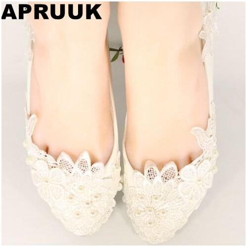 Lace wedding flats shoes woman lace pearls bridal bridesmaid sweet handmade wedding shoes plus size 40 41 in stock