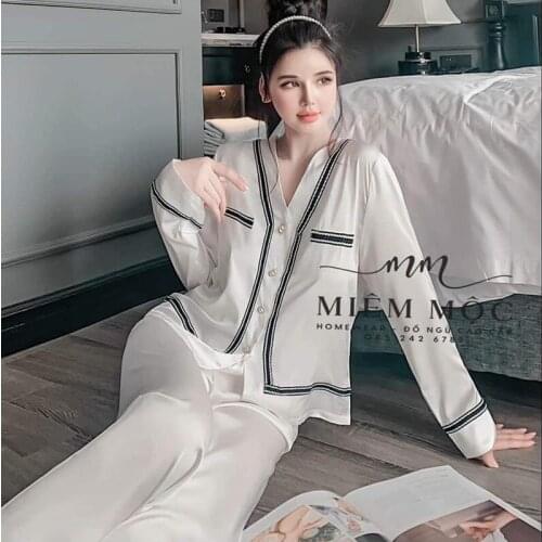 White Women Faux Silk Pajamas Sets 2PCS Sexy V-Neck Pyjamas Suit Underwear Sleepwear Pearl Button Nightwear Summer Home Clothes