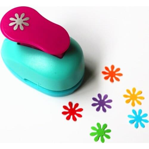 Free ship flower furador 5/8'' 1.5cm diy paper cut Eva Foam Maker puncher scrapbooking labor saving for kid hole punch R31743