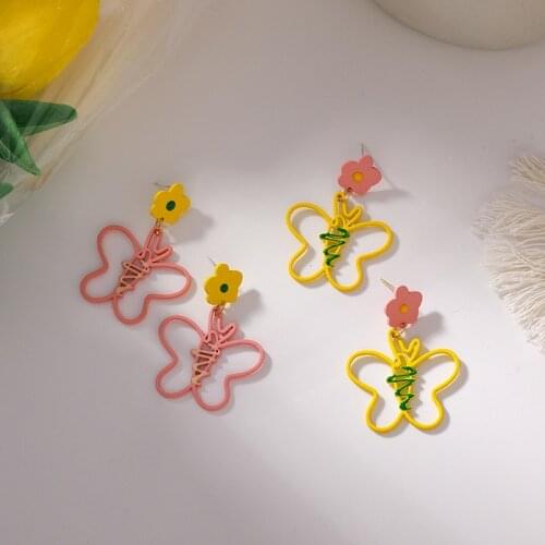 LOVOACC Simple Hollow Colorful Butterfly Earrings for Women Femme Contrast Color Simuation Wing Drop Dangle Earrings Pendientes