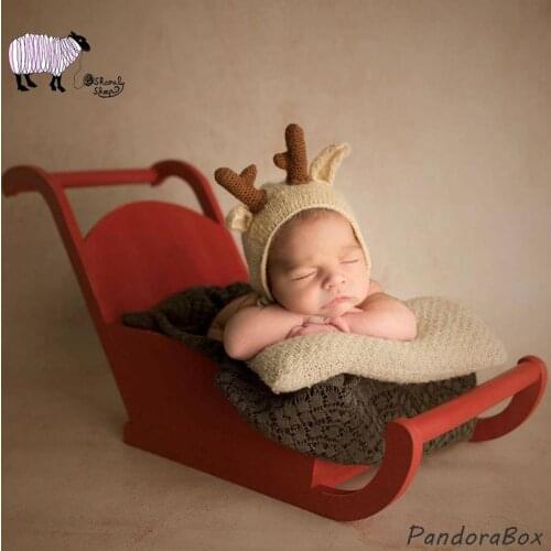 Newborn Photography Session Props Sled Wooden Basket Infant Baby Photo Shoot Studio Christmas Xmas Elk Hat Basket foto Cap Prop
