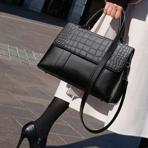 100% Cow Leather Handbags 2021 Fashion New Shoulder Large Capacity Messenger Bag Purses and Handbags Luxury Designer louisvuiton