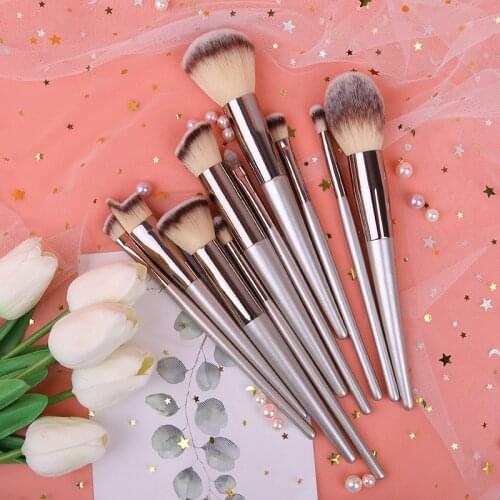 10pcs Wooden Makeup Brushes Set Foundation Powder Blush Eyeshadow Concealer Lip Eye Make Up Brush Champagne Cosmetic Beauty Tool
