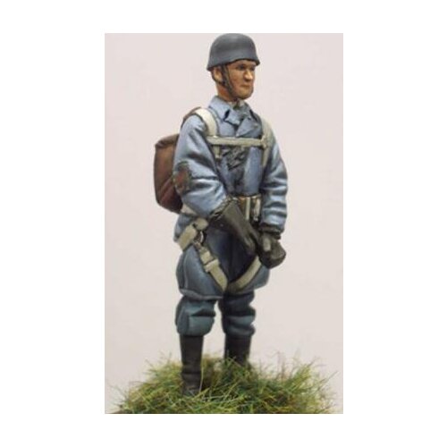 1/35 Resin Model Building Kit Figure Paratrooper